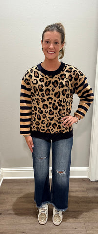 Navy/Camel Leopard Sweater w. Striped Sleeves